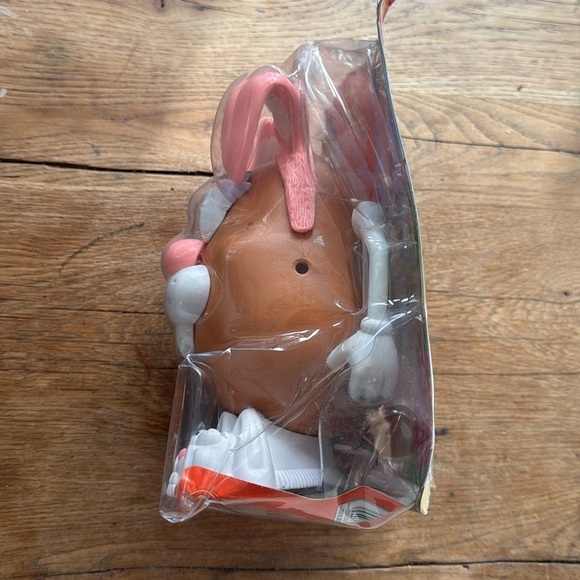Playskool Mr. Potato Head Spring Bunny Toy - Pink and Brown - Picture 4 of 6